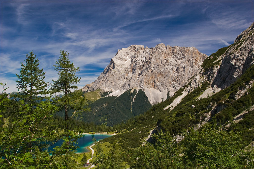Zugspitze und Seebensee