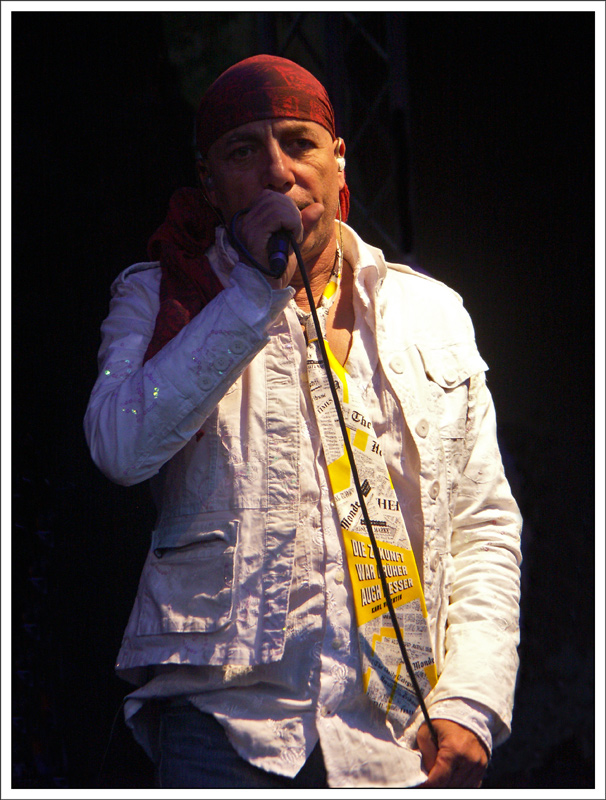 Toni Krahl in concert