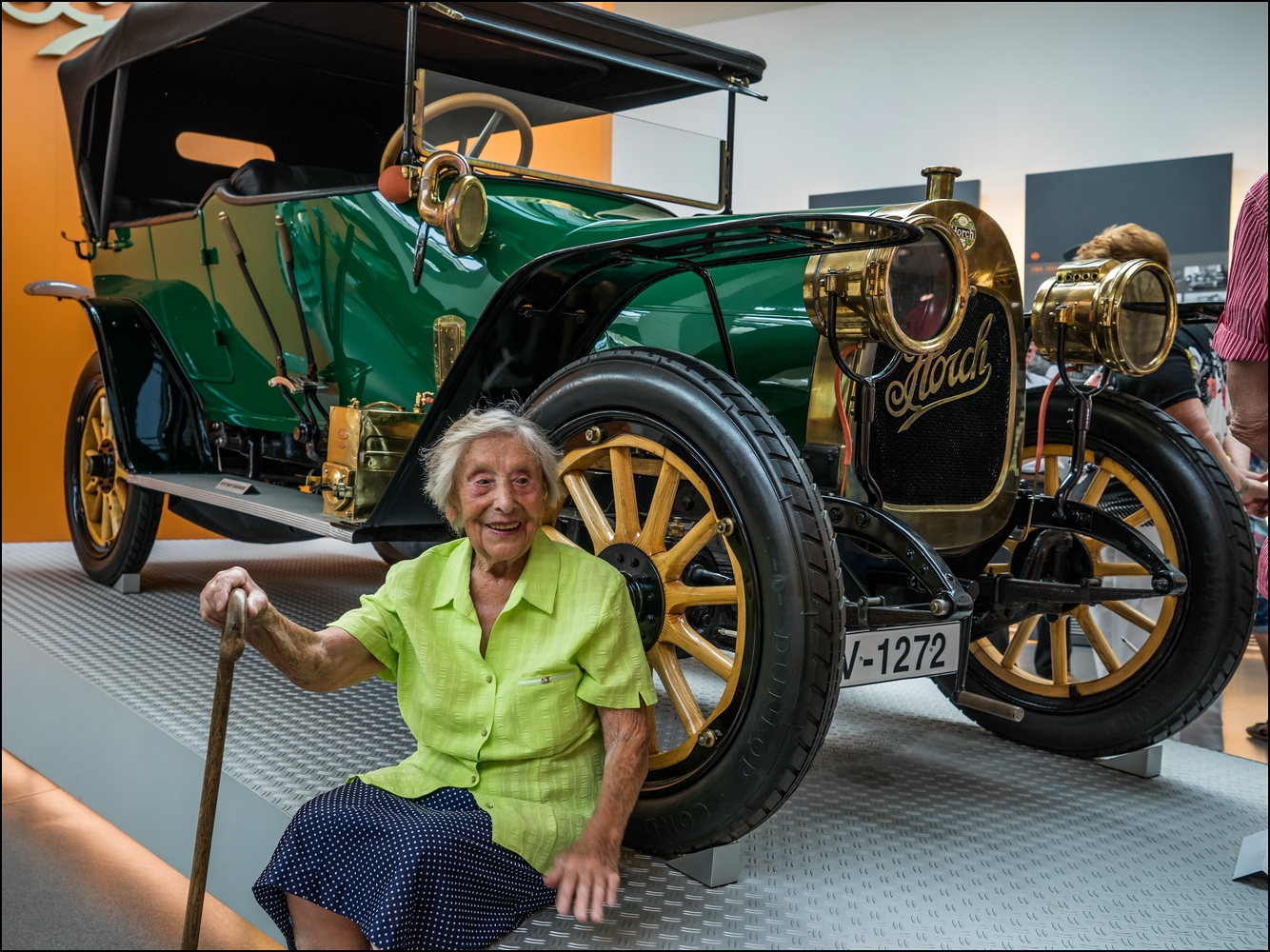 Aus der gleichen Zeit