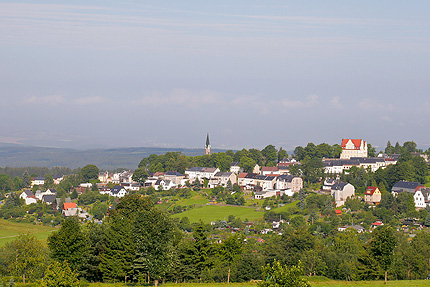 Schöneck in der Morgensonne (Kirchturmspitze)