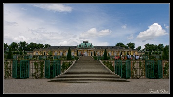 Der Aufstieg zum Schloss