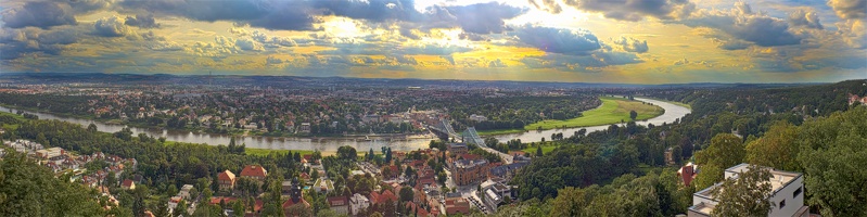 Panorama Blick von der Bergstation Bergschwebebahn Dresden Loschwitz HDR