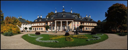 Schloss Pillnitz im Herbst