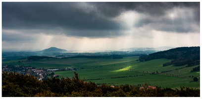 Das Loch in den Wolken